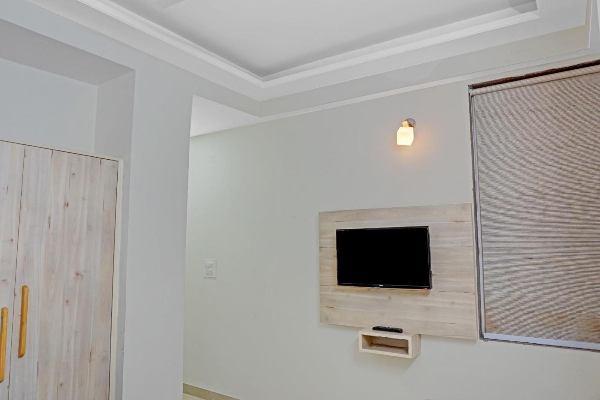 Collection O Sundew Hotel Jaipur Bagian luar foto