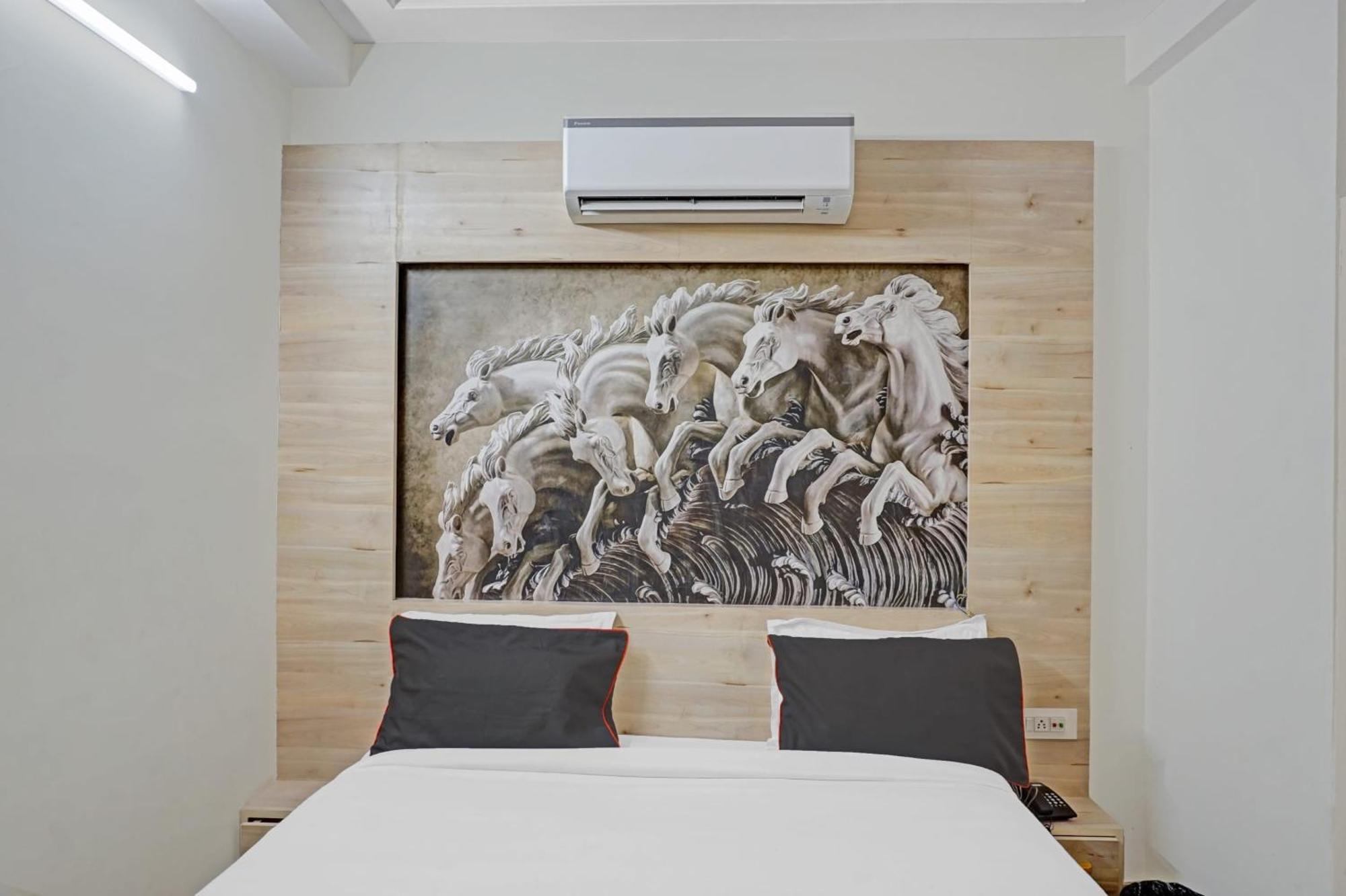 Collection O Sundew Hotel Jaipur Bagian luar foto